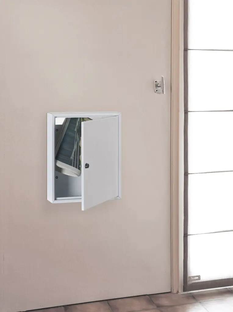 B320B - BIS2.webp
