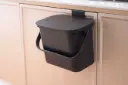 Kitchen compost bin